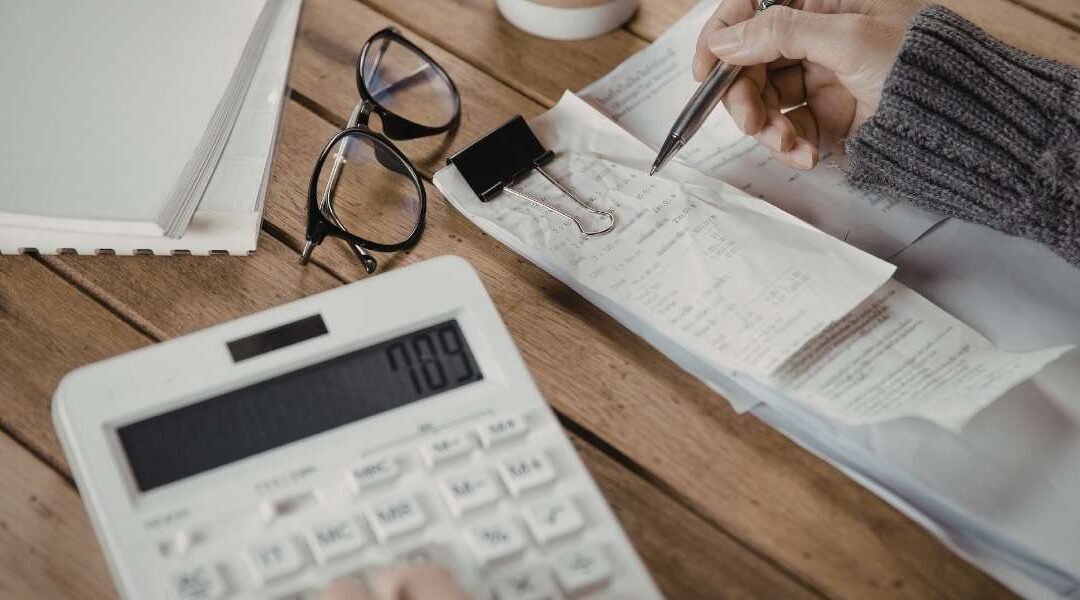 Déficit calorique calcul : comment déterminer le bon déficit pour perdre du poids ?